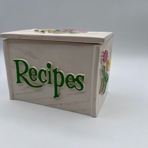 Vintage LTD Resin Recipe Box Faux Wood Floral Cream Cottagecore USA